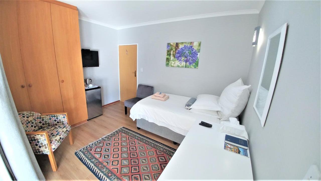 Bed and Breakfast Besigheim Стелленбос Экстерьер фото